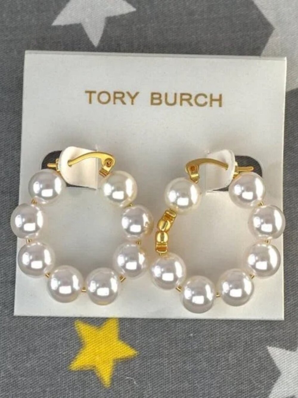 KIRA PEARL HOOP EARRING